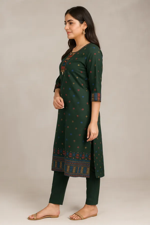 Creation_Rayon_Green_Mystic_Motif_Kurti