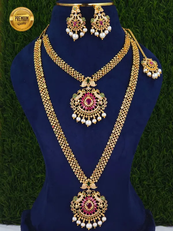 Peacock_pendant_long,_short_haram,_maang_tikka,_earrings_set-Model_SRG004