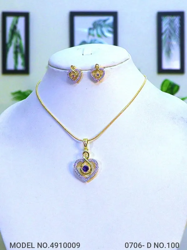 Purple_Traditional_Cz_Pendant_For_Women