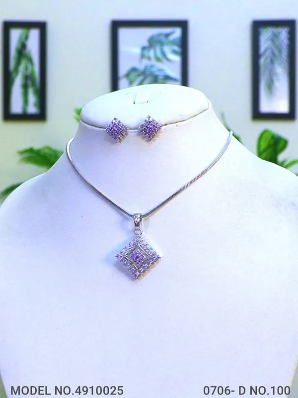 Silver_Plating_Purple_Stone_Traditional_Cz_Pendant_For_Women