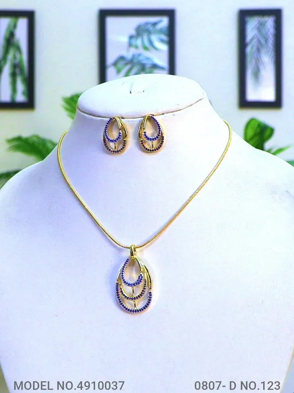 Golden_Plating_Blue_Stone_Traditional_Ad_Pendant_For_Women