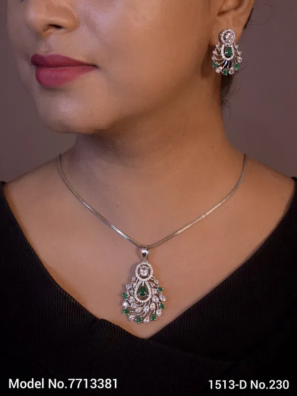 Silver_Plating_Emerald_Stone_Traditional_Cz_Pendant_For_Women