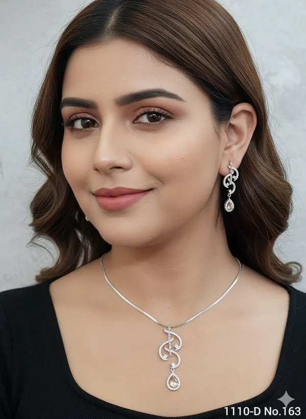 Silver_Plating_Champagne_Traditional_Cz_Pendant_For_Women