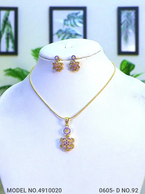 Purple_Stone_Traditional_Cz_Pendant_For_Women