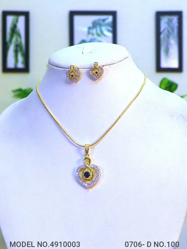 Blue_Traditional_Cz_Pendant_For_Women