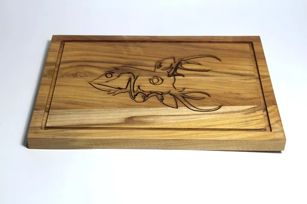 Brown_Teak_Wood_Cutting_Board_With_Natural_Finish