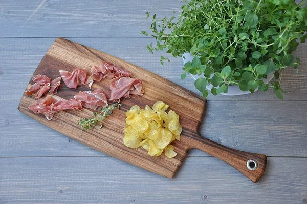 Brown_Acacia_Wood_Chopping_Board,_Cutting_Boardfor_Kitchen_100%_Antibacterial_20X8.5_Inch