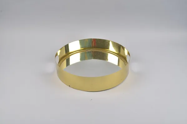 Golden_Brass_Serving_Tray,Metal_Tray_With_Mirror_Finish
