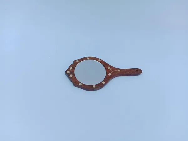 Brown_Wooden_Hand_Mirror_With_Brass_Star_Inlay,_Round_Vanity_Mirror_For_Makeup,_Handcrafted_Handle,_Round_Mirror_For_Travel,Hand_Bag_Mirror_For_Women,_Girls_And_Boys.
