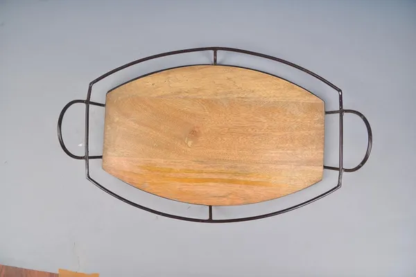 Natural_Brown_Wooden_Serving_Tray_With_Iron_Handles_|_Premium_Mango_Wood_Tray_For_Table_Decor,_Food,_Snacks_&_Drinks_|_Elegant_Dining_&_Kitchen_Tray_For_Serving