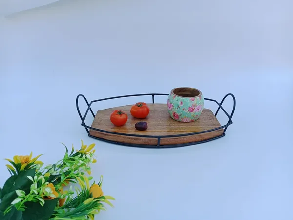 Natural_Brown_Wooden_Serving_Tray_With_Iron_Handles_|_Premium_Mango_Wood_Tray_For_Table_Decor,_Food,_Snacks_&_Drinks_|_Elegant_Dining_&_Kitchen_Tray_For_Serving