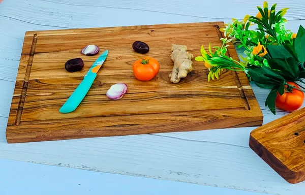 Beige_Wooden_Chopping_Board_With_Juice_Groove_Non-Slip_Wooden_Cutting_Board_For_Kitchen_Anti-Microbial,_Ideal_For_Veggies,_Cheese_&_Fruits_?_41X30X3Cm
