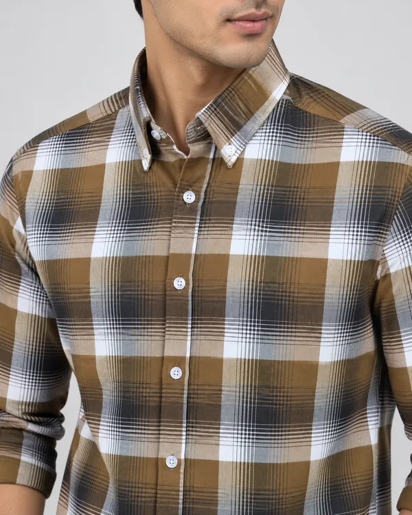 Brown_White_Checks