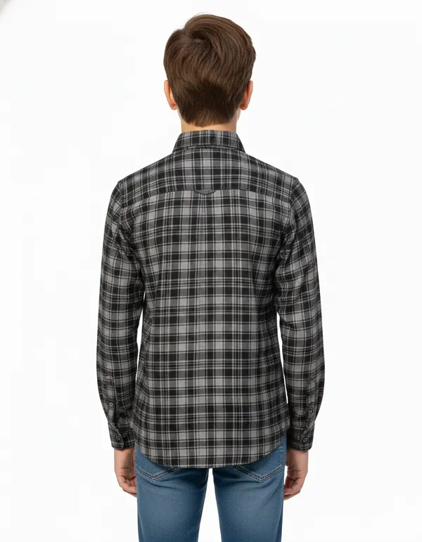 Boys_Slim_Fit_Checked_Spread_Collar_Casual_Shirt