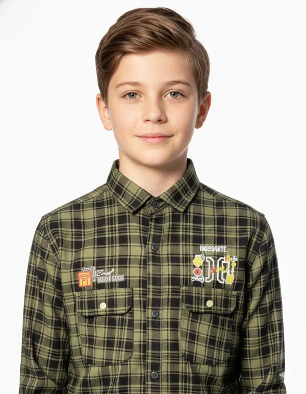 Boys_Slim_Fit_Checked_Spread_Collar_Casual_Shirt