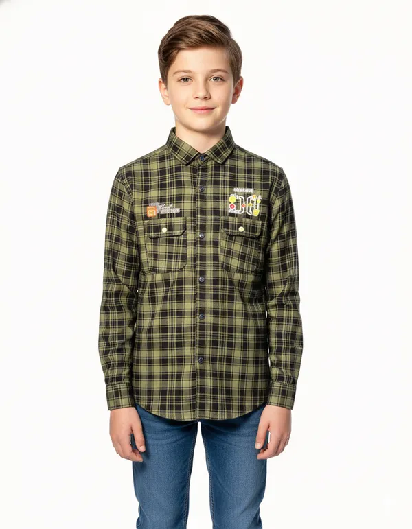 Boys_Slim_Fit_Checked_Spread_Collar_Casual_Shirt