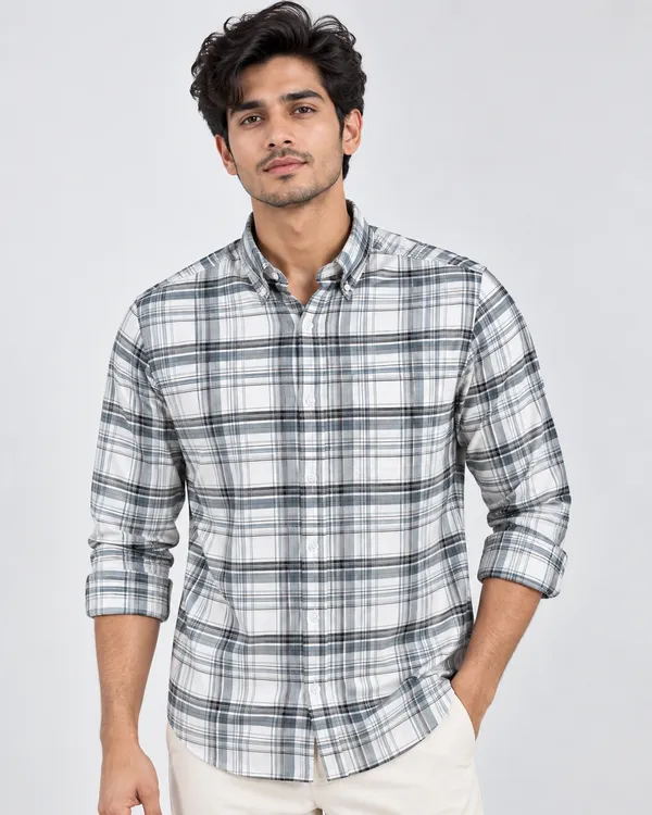Pista_white_Checks