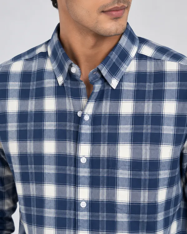 Navy_Blue_White_Checks