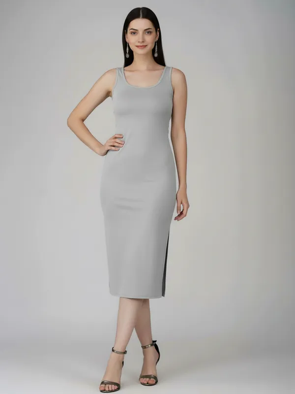 Grey_Sleeveless_Bodycon_Midi_Dress_With_Strappy_Open_Back_For_Women|_Model_Height_5.8inch_,_Fabric_All_Way_Stretchable