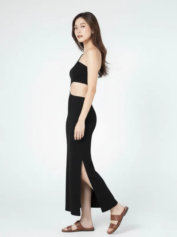 Black_One-Shoulder_Cut-Out_Maxi_Dress|_Model_Height_5.8inch_,_Fabric_All_Way_Stretchable