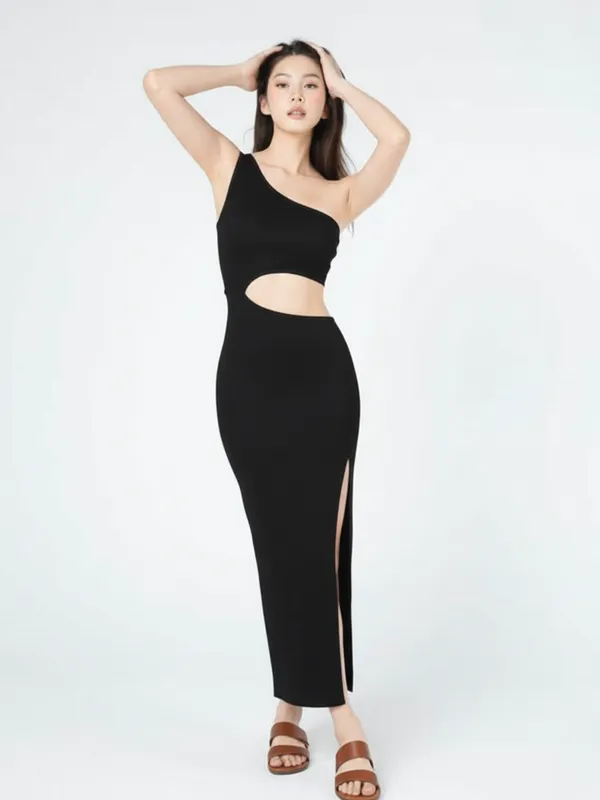 Black_One-Shoulder_Cut-Out_Maxi_Dress|_Model_Height_5.8inch_,_Fabric_All_Way_Stretchable