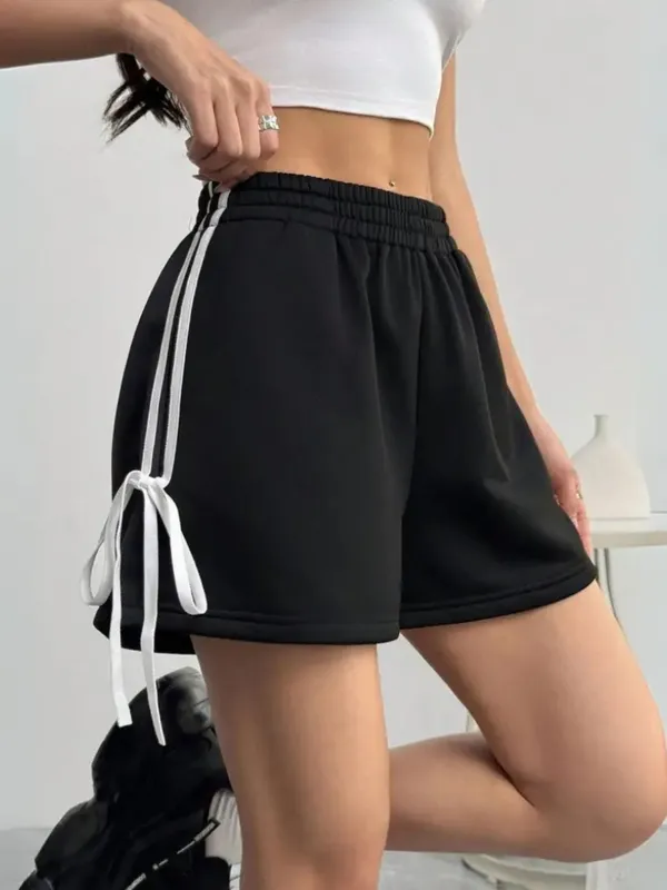 Ekeshwara_Chic_Stripe_&_Tie_Detail_Athletic_Shorts|_Model_Height_5.8inch_,_Fabric_All_Way_Stretchable