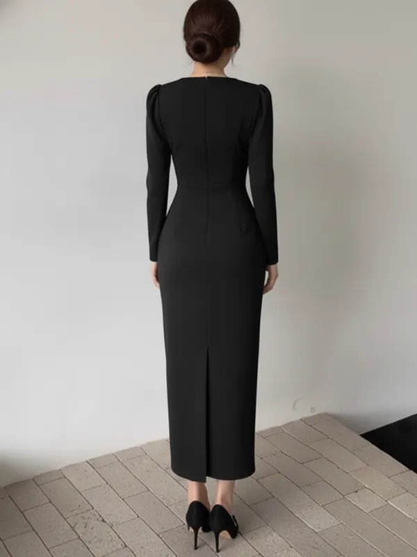 Ekeshwara_Elegant_Black_Bow_Detail_Bodycon_Midi_Dress_??Long_Sleeve|_Model_Height_5.8inch_,_Fabric_All_Way_Stretchable