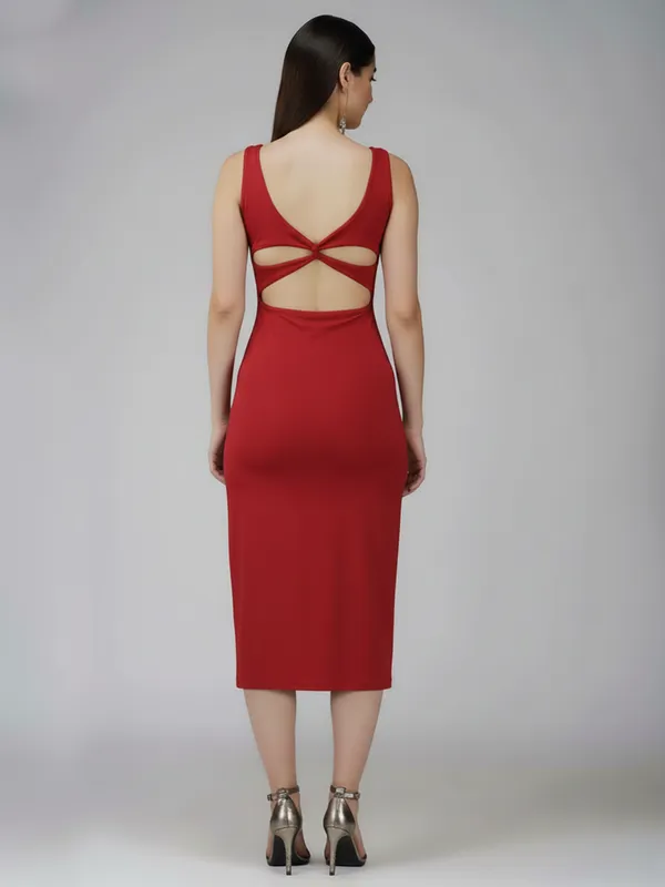 Ekeshwara_Red_Sleeveless_Bodycon_Midi_Dress_with_Strappy_Open_Back|_Model_Height_5.8inch_,_Fabric_All_Way_Stretchable