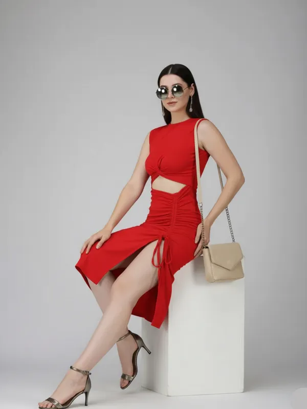 Ekeshwara_Red_bodycon_cocktail_party_dress|_Model_Height_5.8inch_,_Fabric_All_Way_Stretchable