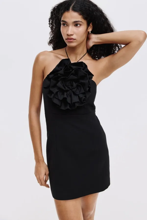 Ekeshwara_Rosette_Halter_Mini_Dress_–_Midnight_Black|_Model_Height_5.8inch_,_Fabric_All_Way_Stretchable