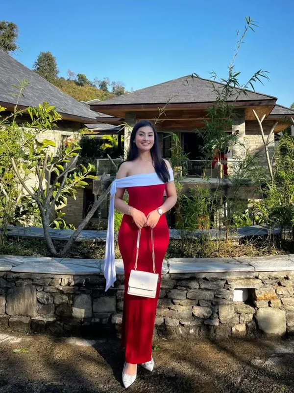 Ekeshwara_Scarlet_Off-Shoulder_Red_Maxi_Dress_with_White_Draped_Band|_Model_Height_5.8inch_,_Fabric_All_Way_Stretchable