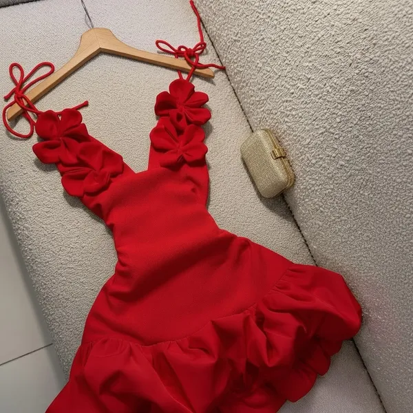 Ekeshwara_Sculpted_V-Neck_Bow_Appliqué_Mini_Dress_–_True_Crimson_Scarlet|_Model_Height_5.8inch_,_Fabric_All_Way_Stretchable