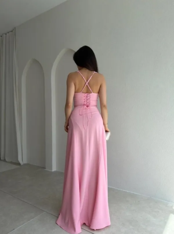 Ekeshwara_The_Aura_Bustier_Gown_–_Bubblegum_Pink|_Model_Height_5.8inch_,_Fabric_All_Way_Stretchable