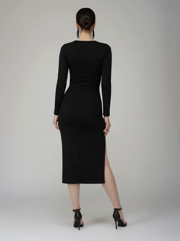 Ekeshwara_Women's_Black_Knot_Front_Cut-Out_Slit_Midi_Dress|_Model_Height_5.8inch_,_Fabric_All_Way_Stretchable