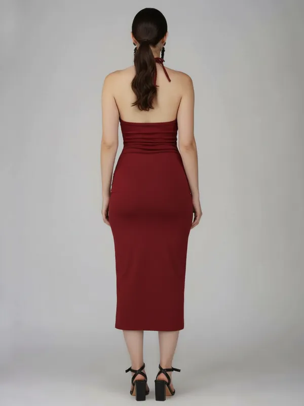 Ekeshwara_Women's_Wine_Red_Criss-Cross_Cut-Out_Ruched_Midi_Dress|_Model_Height_5.8inch_,_Fabric_All_Way_Stretchable