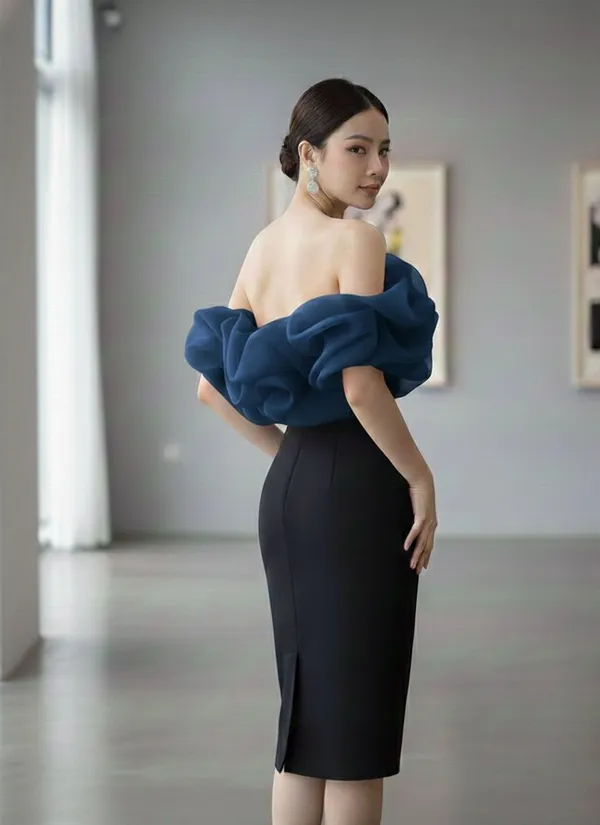Black_And_Blue_Colour_Bottom_Frill_Style_Off_Shoulder_Party_Wear_Dress_For_Women