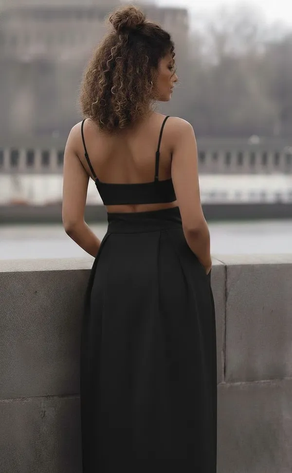 Ekeshwara_black_two_rose_flower_style_spaghetti_strap_neckline_design_top_&_balloon_style_skirt_for_elegant_women|_Model_Height_5.8inch_,_Fabric_All_Way_Stretchable