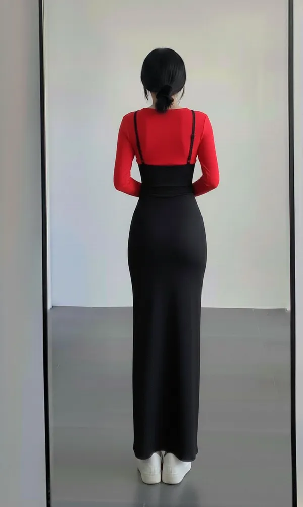Ekeshwara_red_inner_top_and_long_maxi_dress_combo_for_elegant_women|_Model_Height_5.8inch_,_Fabric_All_Way_Stretchable