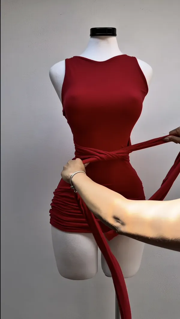 Ekeshwara_Red_Bodycon_Midi_Dress_with_Dramatic_Floral_Applique|_Model_Height_5.8inch_,_Fabric_All_Way_Stretchable