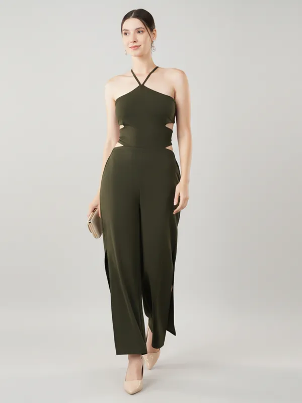 Olive_Sleeveless_Cutout_Halter_Jumpsuit_For_Women|_Model_Height_5.8inch_,_Fabric_All_Way_Stretchable