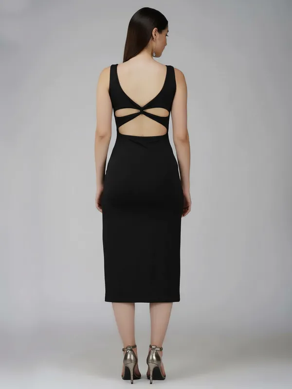 Black_Elegant_Sleeveless_Midi_Dress_With_Side_Cut-Outs_&_Slit_For_Women|_Model_Height_5.8inch_,_Fabric_All_Way_Stretchable