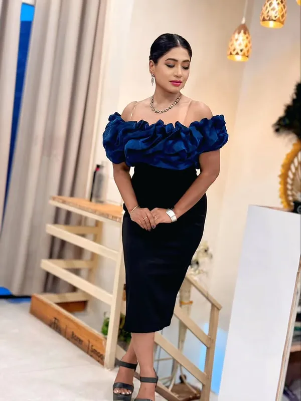 Ekeshwara_airforce_blue_colour_balloon_frill_style_off_shoulder_party_wear_dress_for_elegant_women|_Model_Height_5.8inch_,_Fabric_All_Way_Stretchable