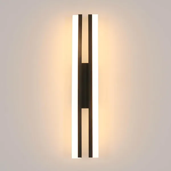 Sleek_Modern_Wall_Light_(Warm_White)_-_18_inch