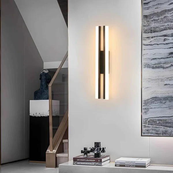 Sleek_Modern_Wall_Light_(Warm_White)_-_18_inch