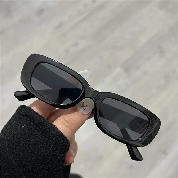 Freddy_Women_Retro_Rectangular_Sunglasses_|_UV400_Protection_|Fashionable_Goggle_Eyewear_|