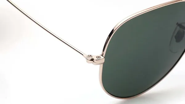 Green_Classic_Aviator_Sunglasses,_Golden_Metal_Frame,_Dark_Green_Lenses
