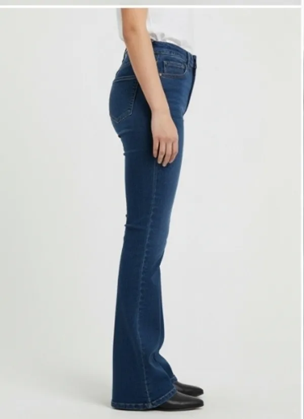 Dark_Blue_Trendy_Denim_Jeans_For_Women
