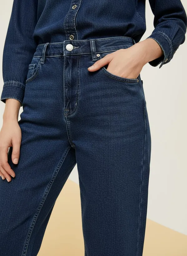 Dark_Blue_Trendy_Denim_Jeans_For_Women