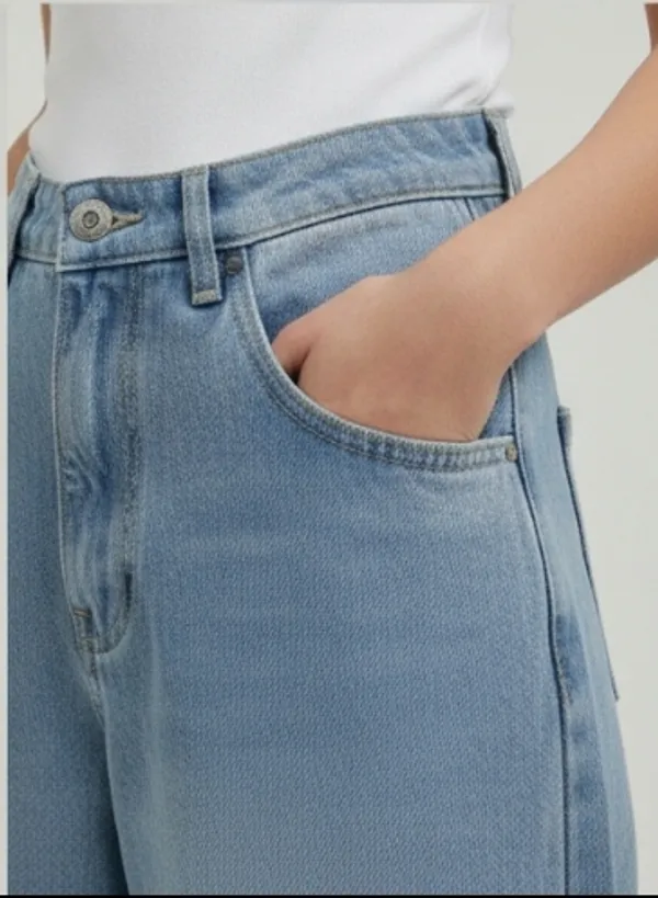 Light_Blue_Trendy_Denim_Jeans_For_Women