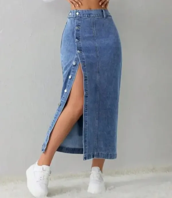 Blue_Skirts_In_An_Trendy_Format_For_Women